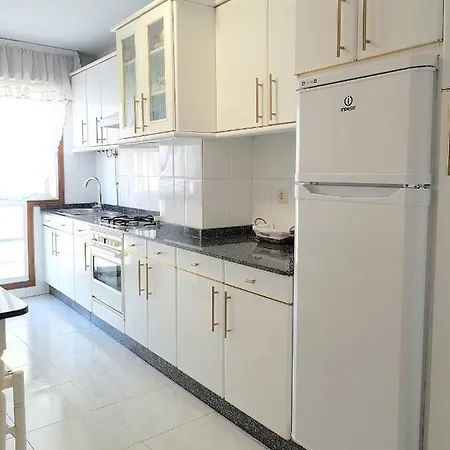 Piso Amplio En El Centro De Vilagarcía de Arousa Extérieur photo